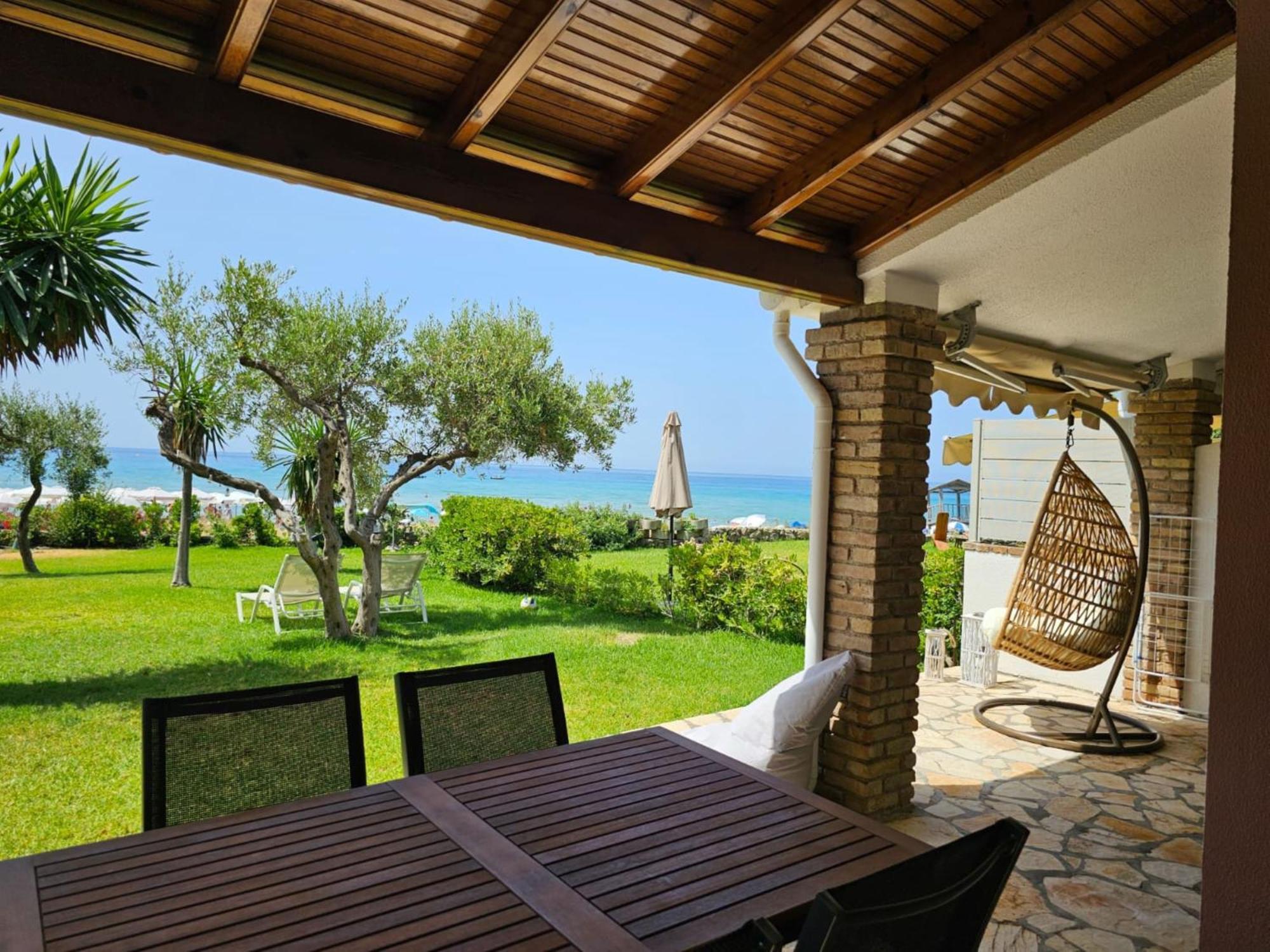Glyfada Beachfront Apartment A3G Kültér fotó
