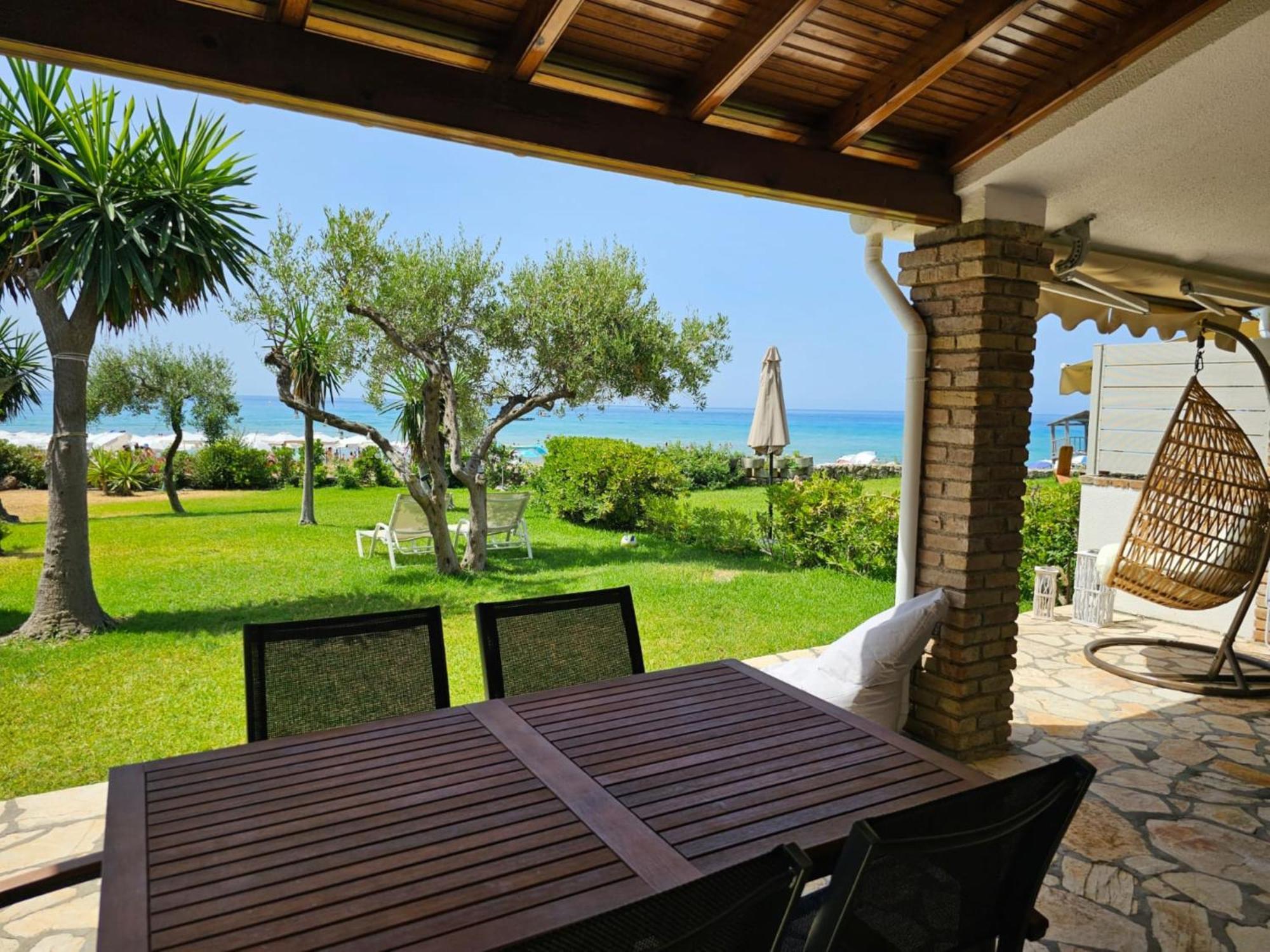 Glyfada Beachfront Apartment A3G Kültér fotó