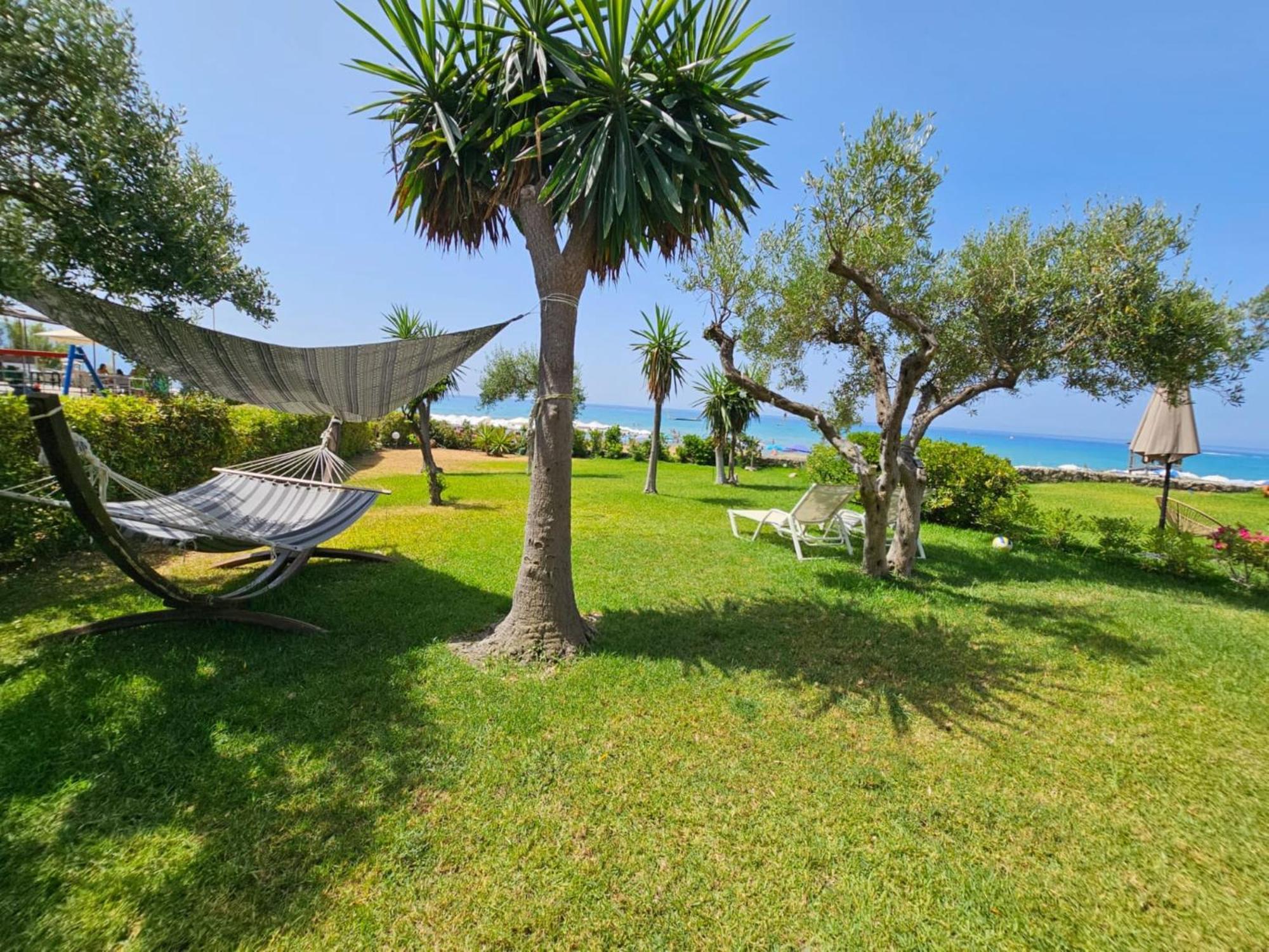 Glyfada Beachfront Apartment A3G Kültér fotó