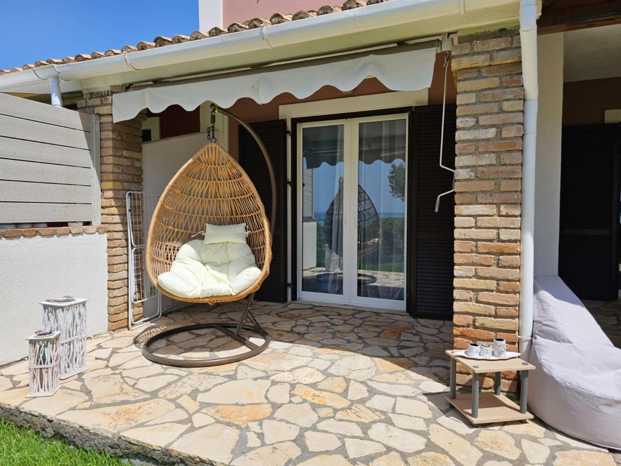 Glyfada Beachfront Apartment A3G Kültér fotó