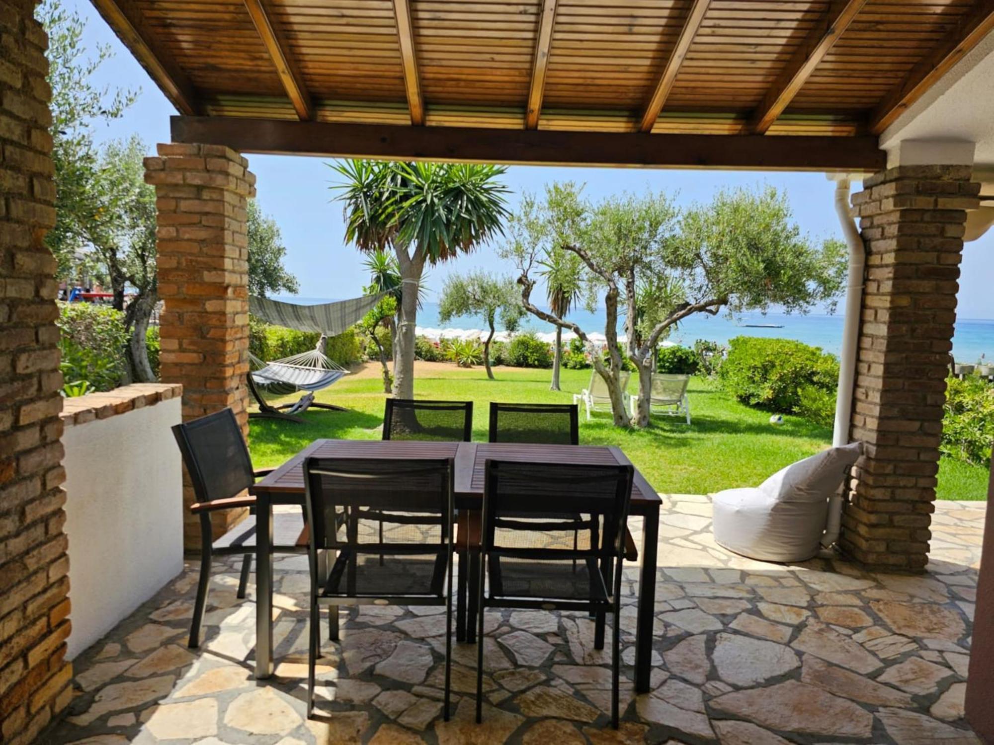 Glyfada Beachfront Apartment A3G Kültér fotó